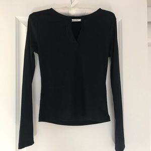 Heart Hips black v neck long sleeve top